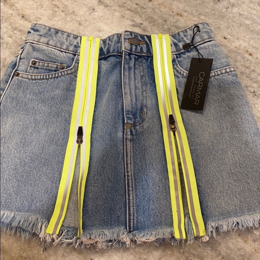 Brand new carmar skirt size 26